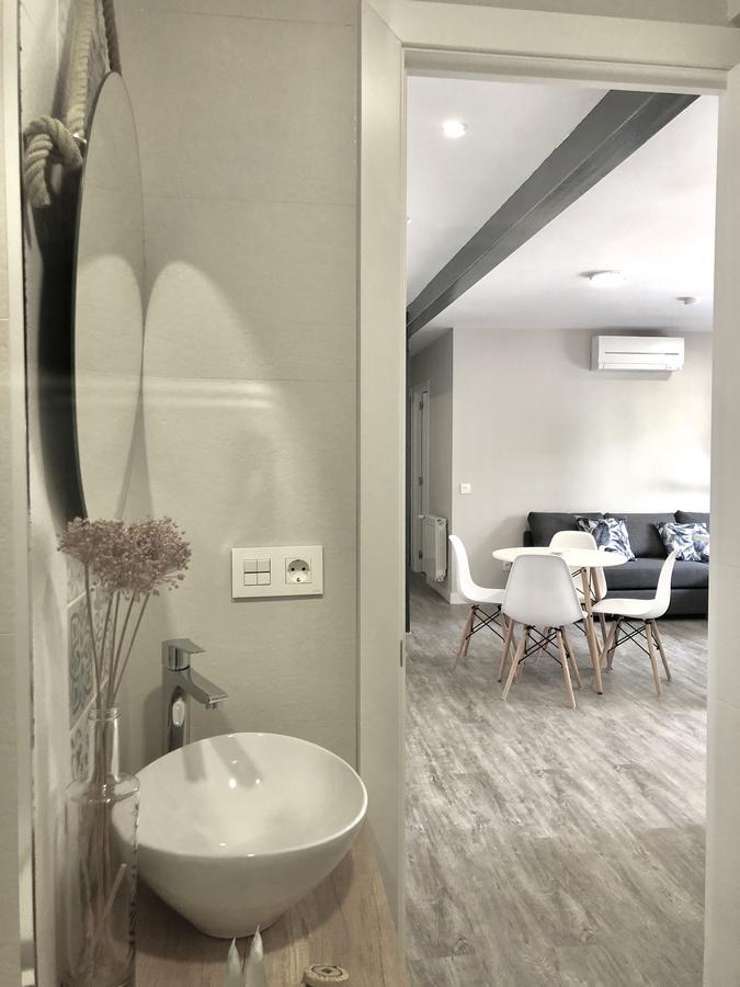 Plaza 5 Carabanchel Apartment Madrid Bagian luar foto